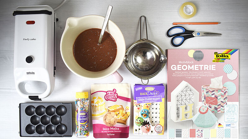 Cake Pop Clowns - Material