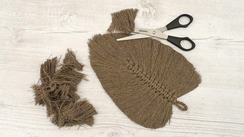 Feder aus Macramé-Garn - Schritt 6