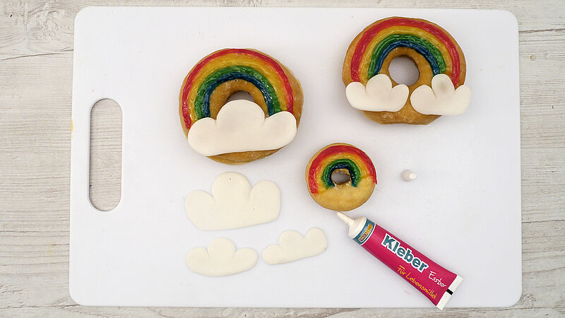 Donuts in Regenbogenoptik - Schritt 3