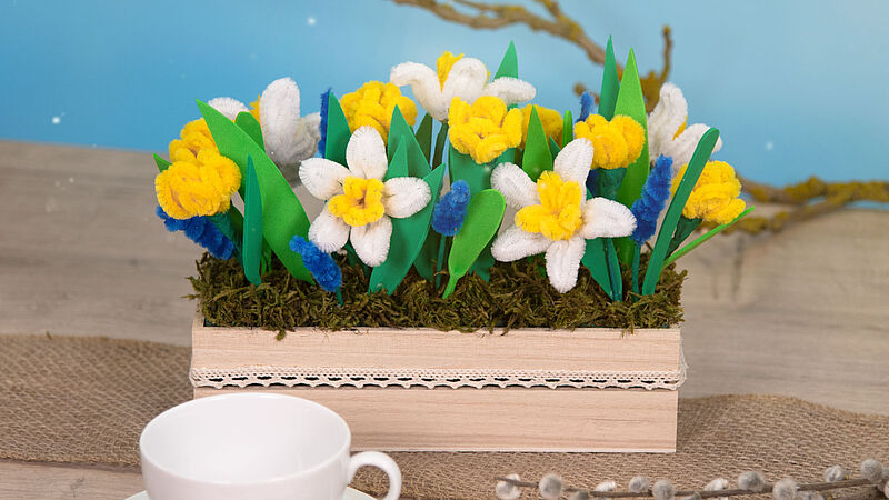 Frühlingsblumen aus Chenilledraht - Fertig