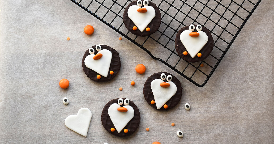 Kekse im Pinguin-Look