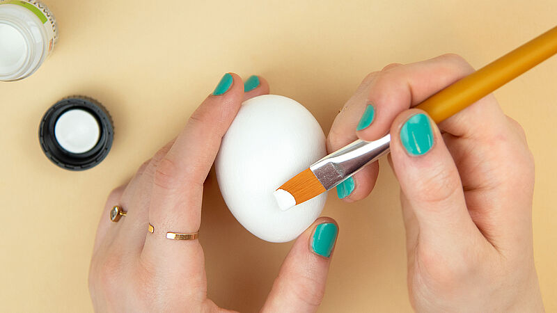 Line Art Eier - Schritt 1