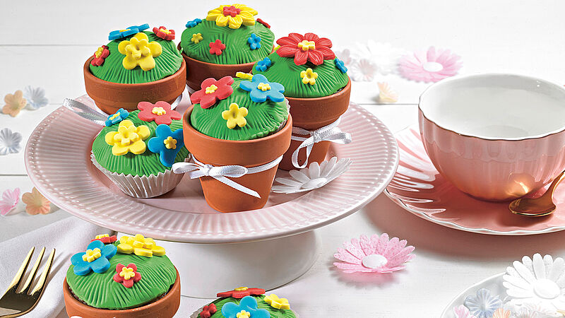 Muffins mit Blumen aus Fondant - Fertig