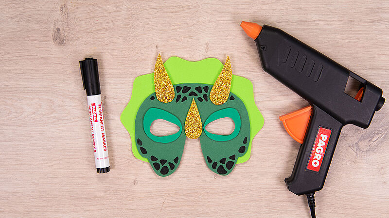 Dino-Maske aus Moosgummi - Schritt 2